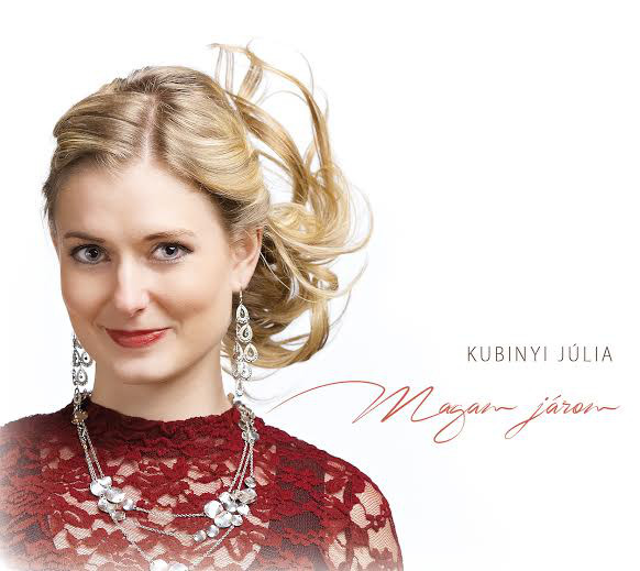 Kubinyi Júlia - Magam járom (2015).jpg