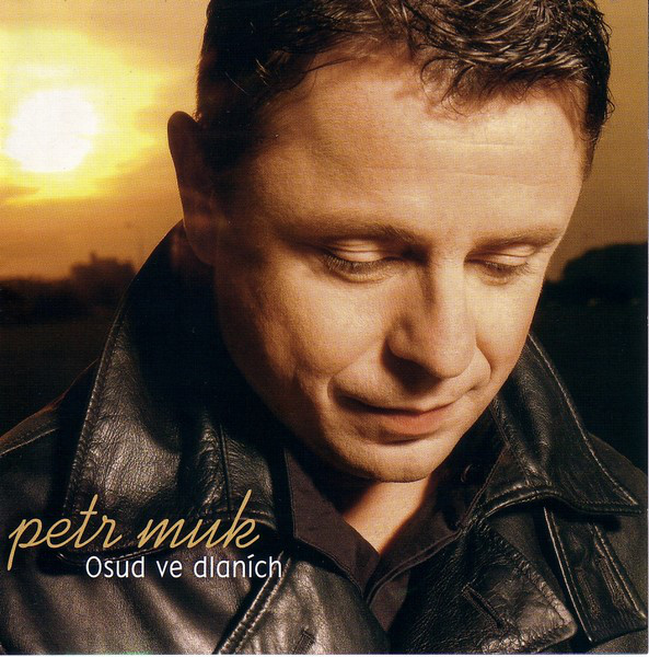 Petr Muk - Osud ve dlaních (2005).jpg
