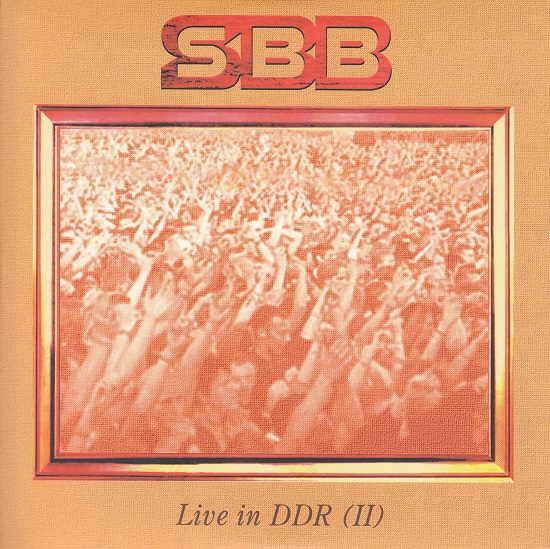 CD 8 Live In DDR (II).jpg