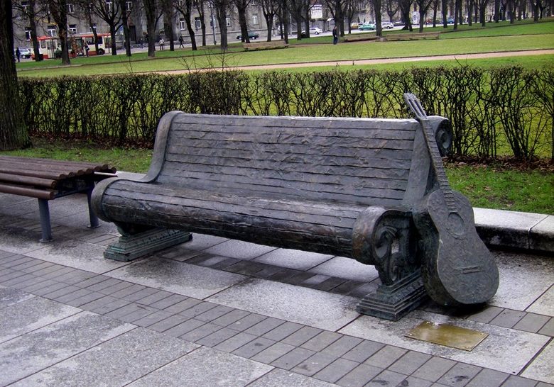 09.jpg